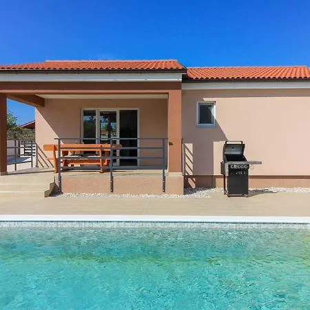 Vila New Beautiful With Private Pool In Istria *