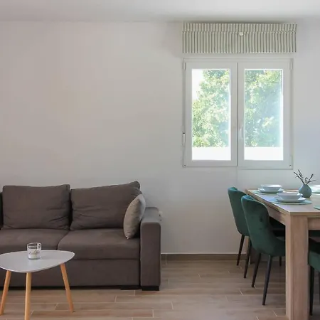 New Beautiful With Private Pool In Istria *
