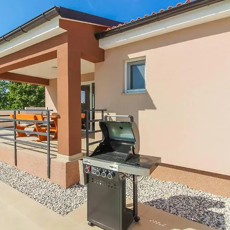 New Beautiful With Private Pool In Istria Villa Stokovci